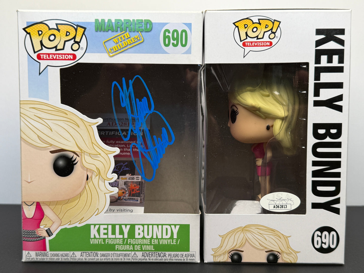 Christina Applegate "BOX ONLY" Kelly Bundy signed Funko POP!  Blue - JSA Certified