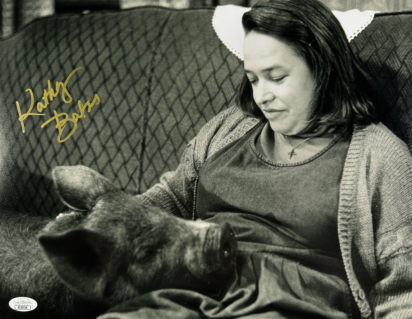 Kathy Bates Signed 11x14 Misery Black & White with Pig JSA Authenticated