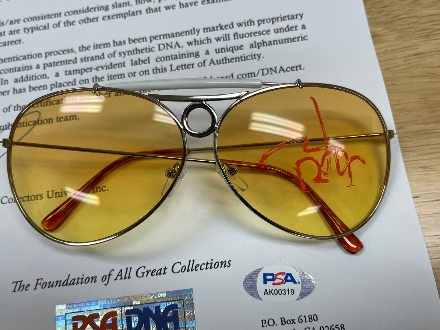 Johnny Depp signed Fear & Loathing Sun Glasses - PSA Full Letter #AK00319